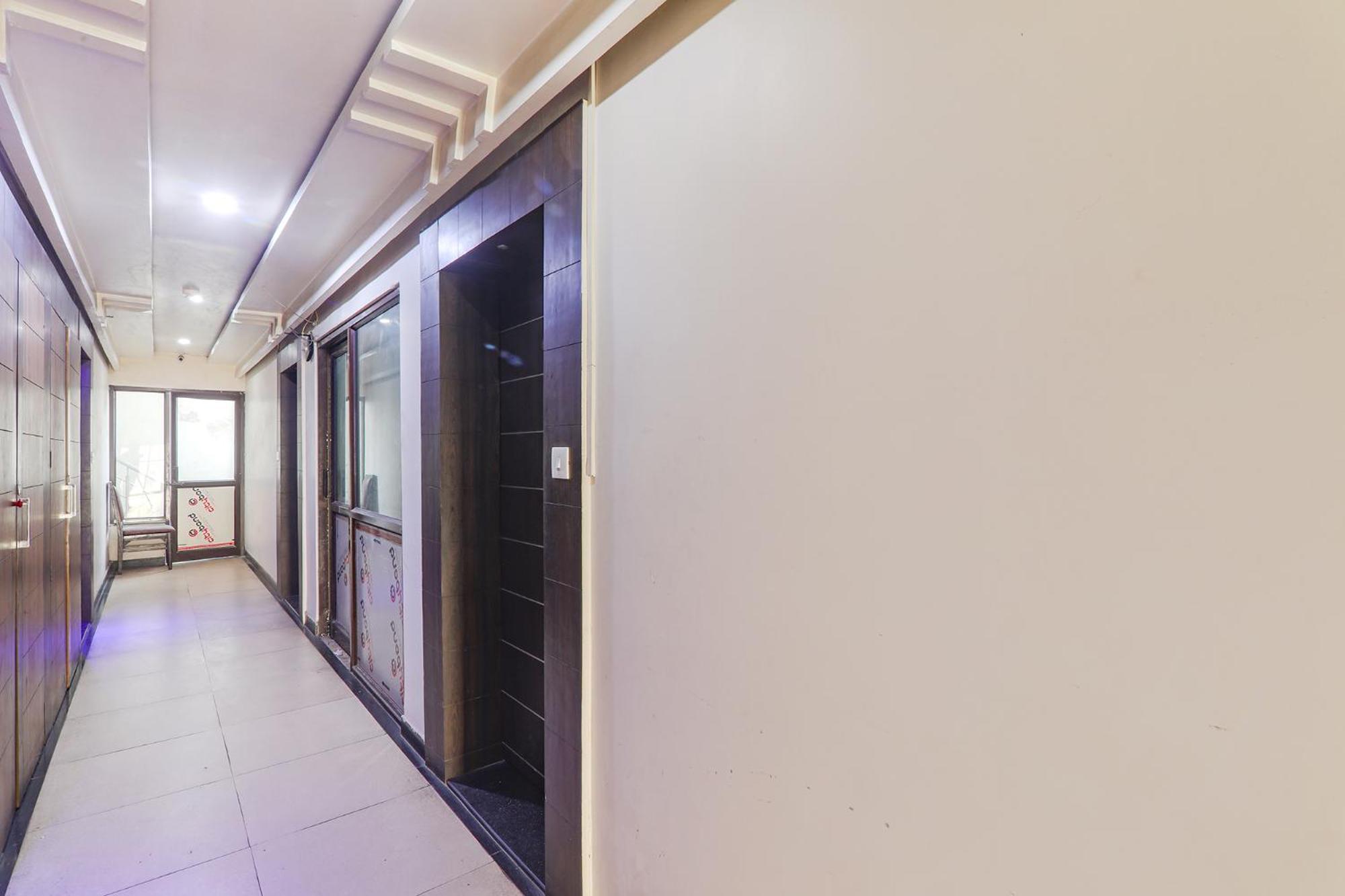 Fabexpress Grand Inn Chinhat Exterior photo