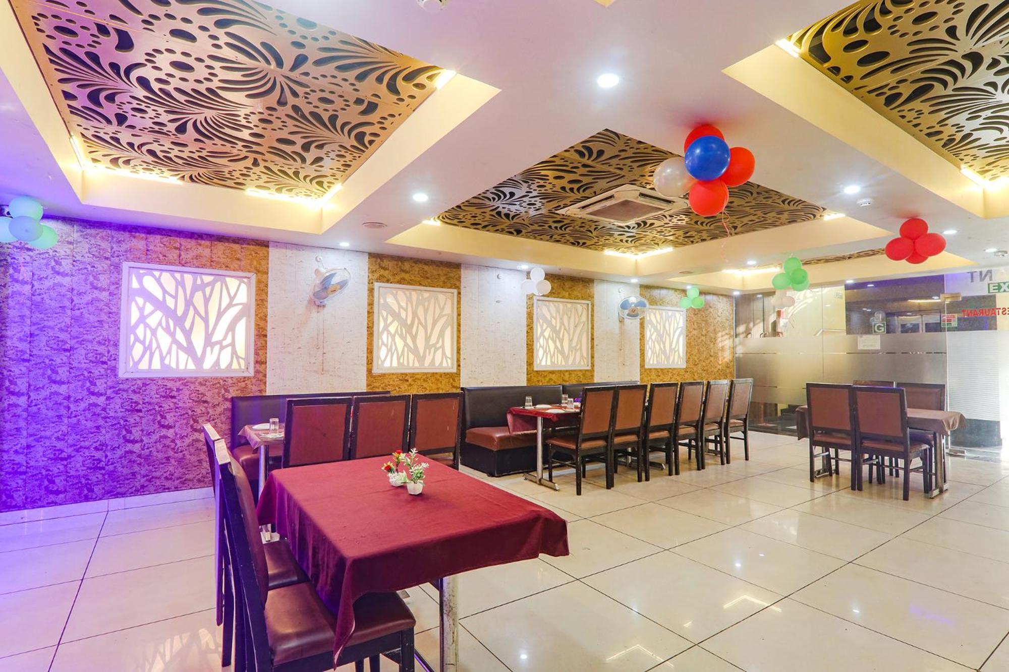 Fabexpress Grand Inn Chinhat Exterior photo